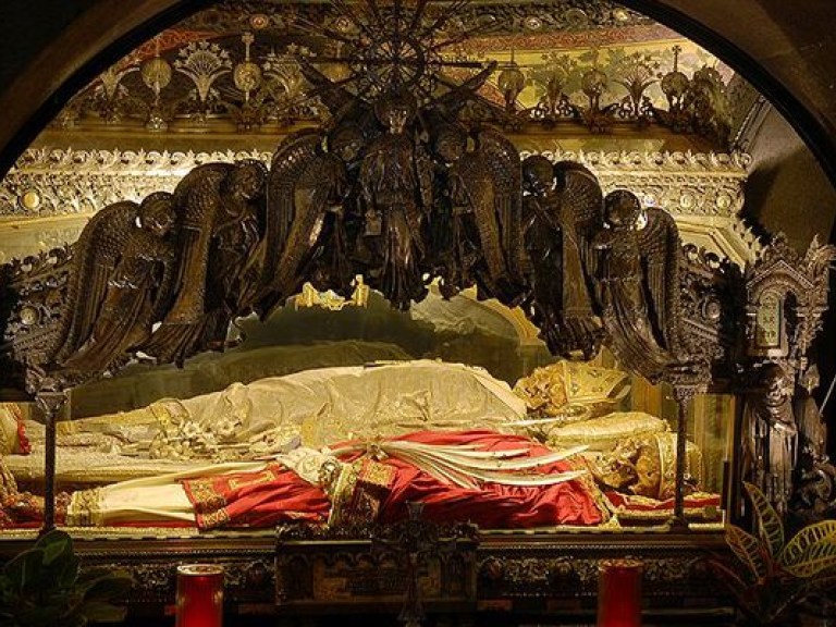 Сокровища собора Святого Януария покажут в Риме (ВИДЕО)