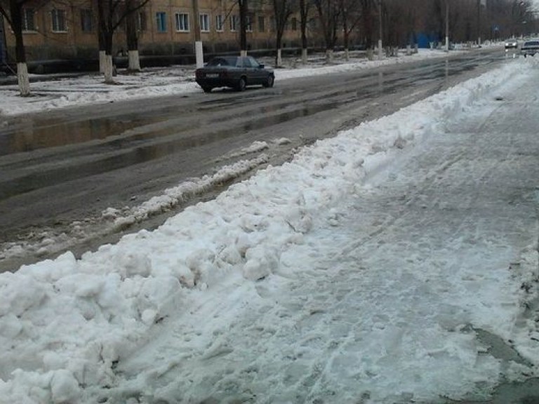 Завтра в Украине ожидаются туманы и снег