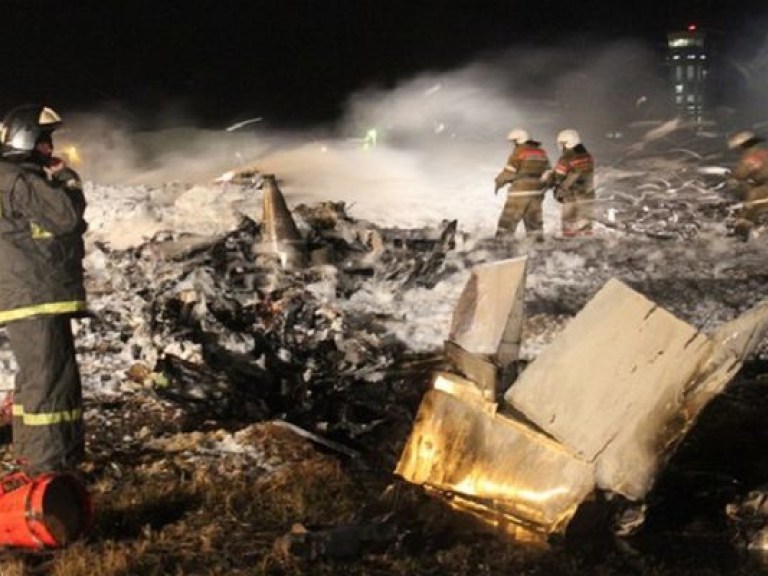 Следователи пока не выяснили, почему Боинг-737 в Казани заходил для посадки на второй круг