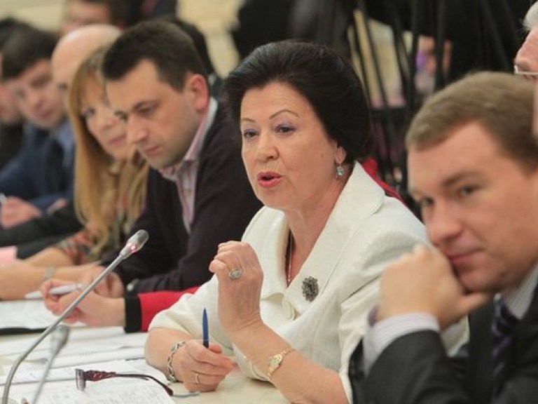 Киевляне призвали власть не загонять бизнес в киоски