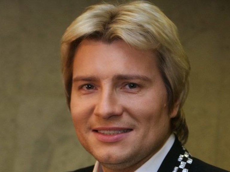 Тайная поклонница презентовала Баскову белоснежный Rolls-Royse