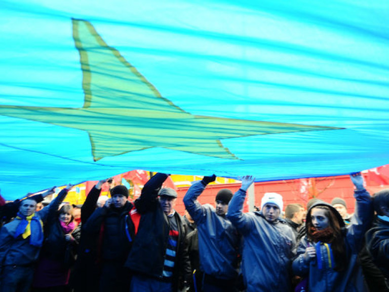 Участники Евромайдана потребовали не зацикливаться на Тимошенко