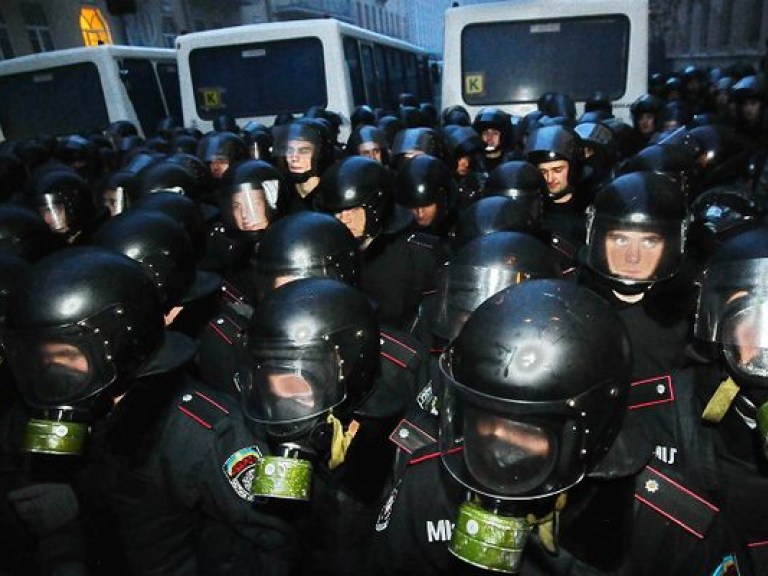 В Киев для разгона Евромайдана перебрасывают две роты крымского спецназа