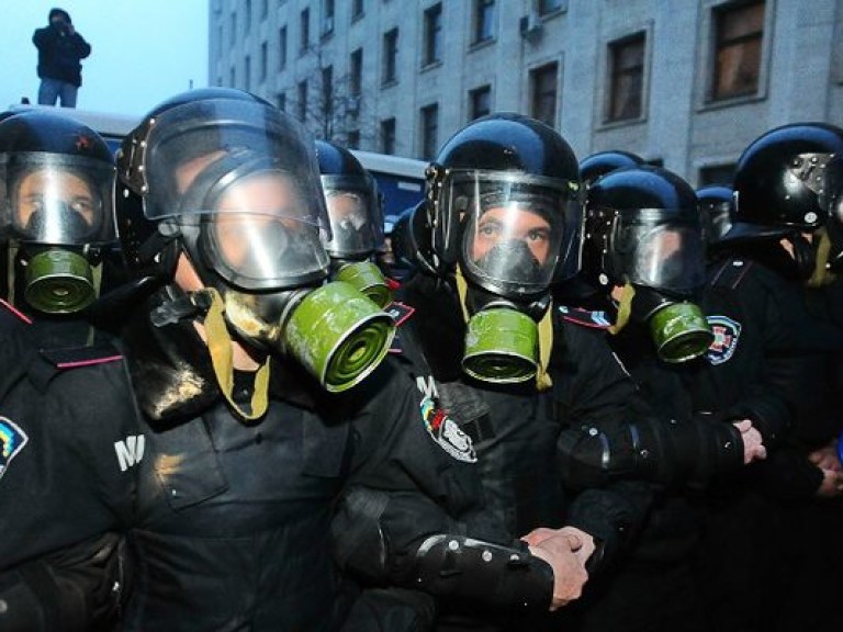 «Евроинтеграторы» первыми начали поливать оппонентов газом