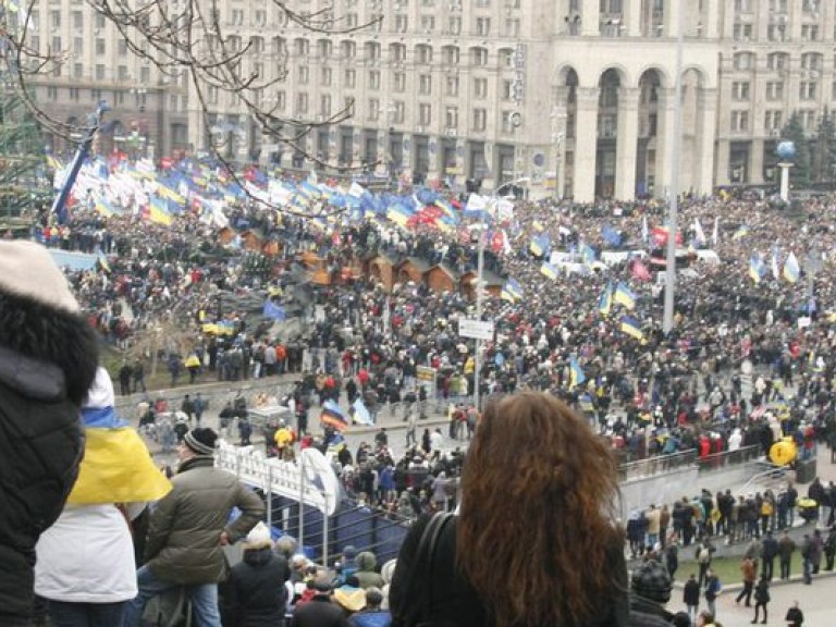 Озвучено количество протестующих на Майдане Независимости