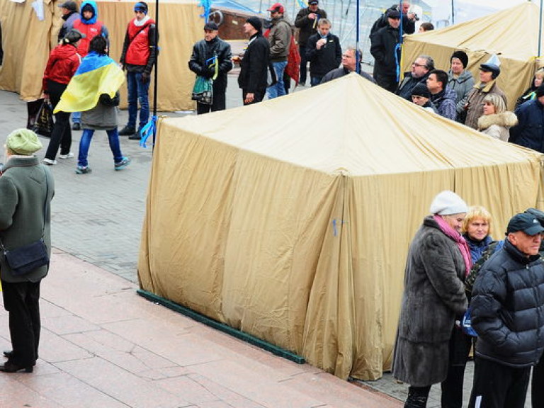 Под Генпрокуратурой продолжается акция протеста