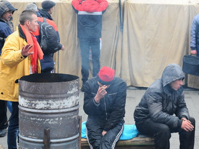 Протестующие на Евромайдане страдают от простуд из-за переохлаждения &#8212; медик
