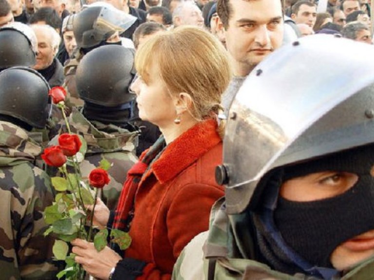 В Киев съезжаются ведущие специалисты по «цветным революциям», &#8212; СМИ