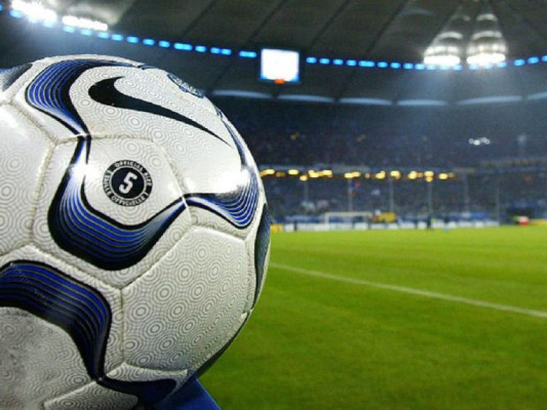 Английская Премьер-лига: «Манчестер Юнайтед» проигрывает «Ньюкаслу», «Ливерпуль» громит «Вест Хэм»