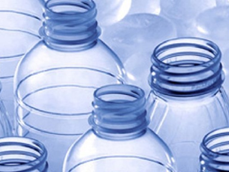 Из пластиковых бутылок собираются делать противогрибковые лекарства