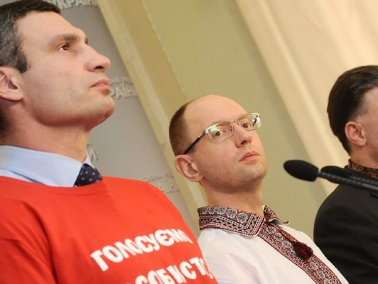Яценюк начал кампанию по дискредитации Кличко