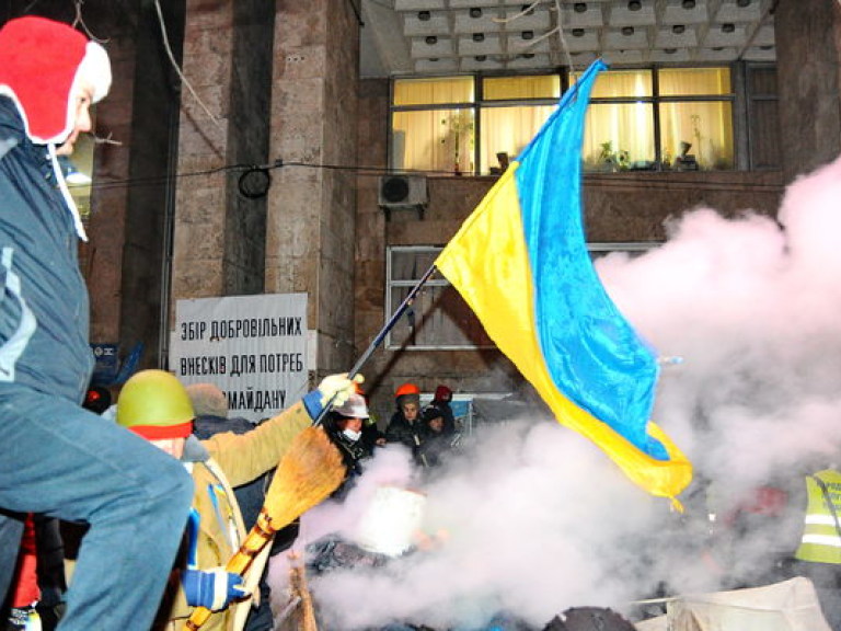 Славянский Комитет Украины осудил вмешательство Запада во внутренние дела Украины