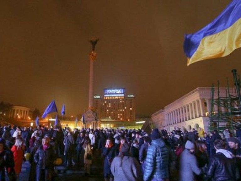 На Евромайдане накаляются страсти: власть меняет тактику