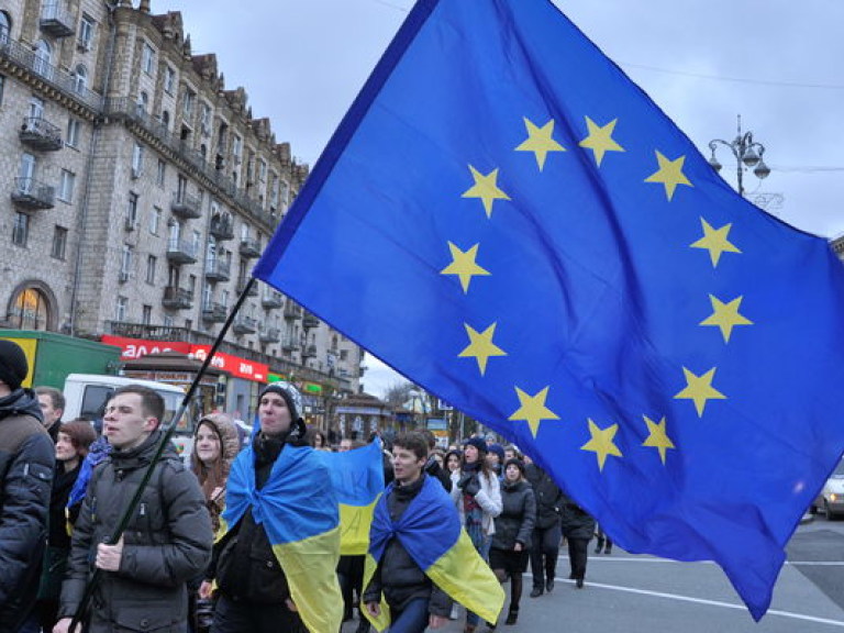 Социологи: 64% киевлян поддерживают евромайдан