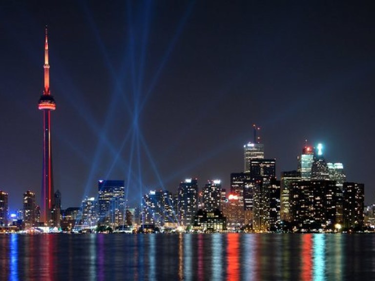 Мэру Торонто на Рождество подарили миллион угольков (ВИДЕО)