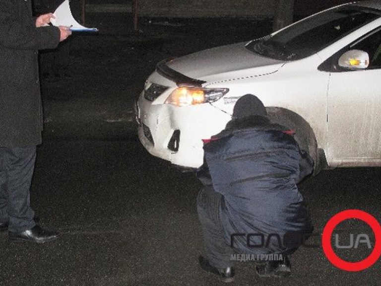 В Киеве иномарка насмерть сбила пешехода (ФОТО)
