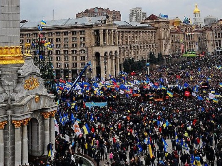На Евромайдане не выдвинуто ни единого обвинения в адрес олигархов – политолог