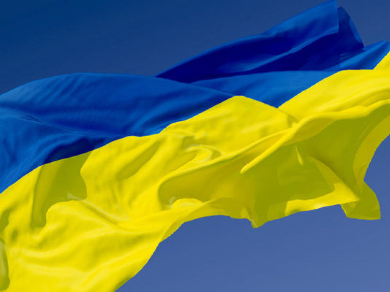 Менее 10% граждан Украины считают уходящий год удачным для страны – социологи