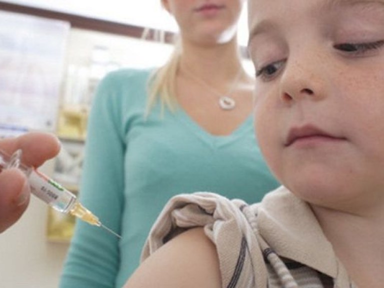 В Украине от гриппа привили более 30 тысяч детей