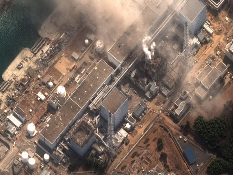 Японец привез в аэропорт «Борисполь» радиоактивную глину с «Фукусимы»