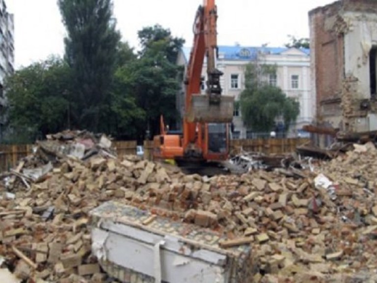 От усадьбы Грушевского в Киеве камня на камне не оставили, прокуратура расследует инцидент