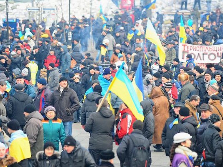 На Майдане собирают пожертвования мошенники &#8212; Кубив