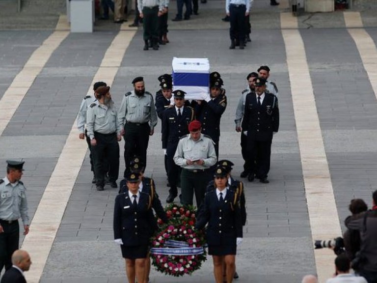 В день похорон Шарона Израиль организовывает беспрецедентные меры безопасности