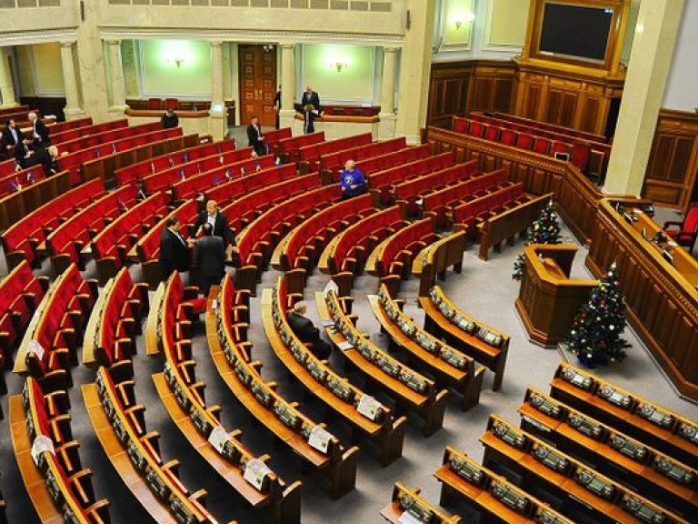 Председатель ВКДКА Валентин Загария прокомментировал отдельные Законы Украины, принятые Верховной Радой Украины 16 января 2014 года
