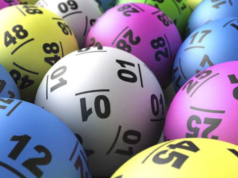 30-летний американец после банкротства выиграл в лотерею миллион