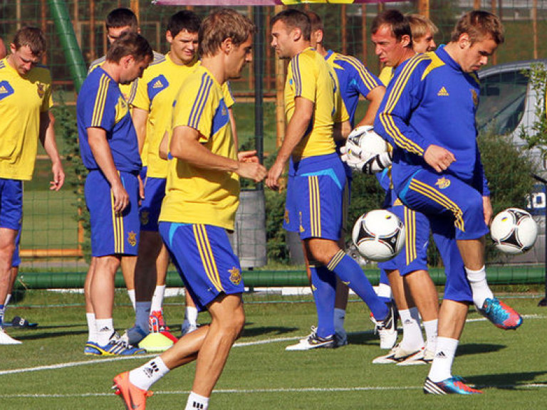 Украинская сборная получит новую базу в 2015
