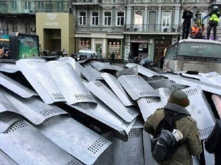 За массовые беспорядки в центре столицы милиция задержала 31 человека — МВД