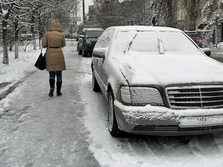 В среду по всей Украине снежно и морозно