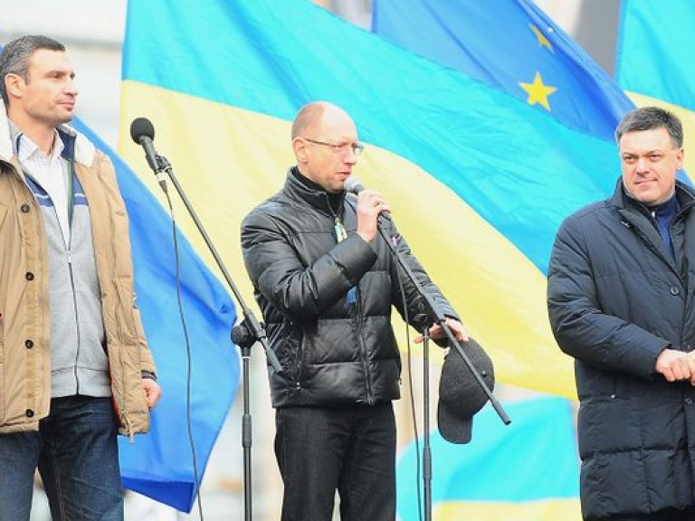 Яценюк отказался от должности премьера, потому что у оппозиции нет экономической программы — политолог