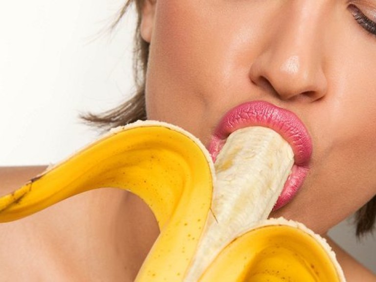 Диетологи рассказали, зачем в зимнем рационе нужны бананы
