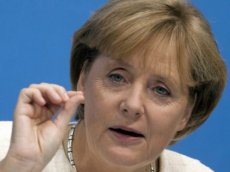 Хакеры подали в суд на Ангелу Меркель