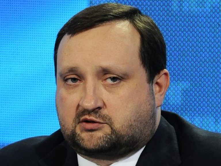 Арбузов: каждый день противостояний ослабляет экономику Украины