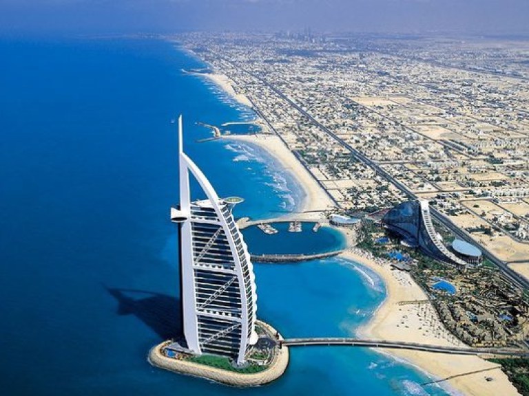 Арабские Эмираты вводят налог на туристов (ВИДЕО)