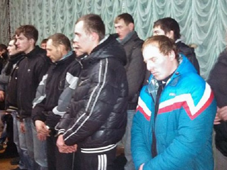 Активисты Майдана похищают граждан по подозрению в том, что те «титушки» &#8212; СМИ
