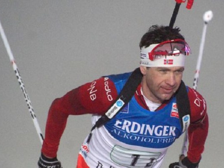 Норвежский биатлонист Бьорндален выиграл спринт и стал семикратным олимпийским чемпионом