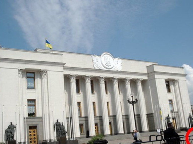 В оппозиции задумались над превращением Украины в парламентскую республику