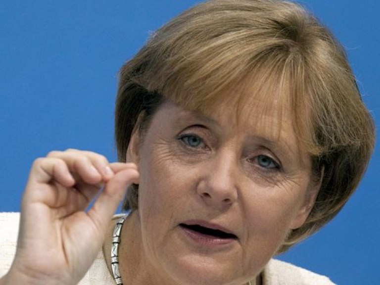 Ангела Меркель спит и видит, как немецкий боксер станет украинским президентом &#8212; Толстов