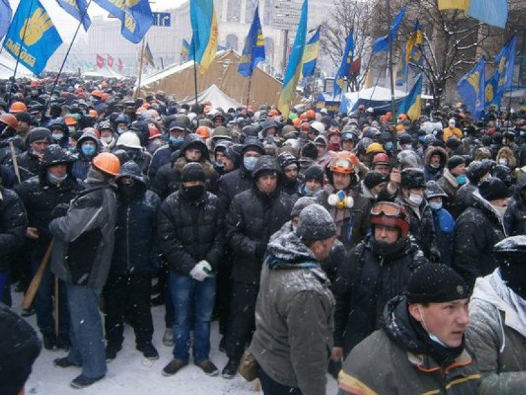 На Майдане собрались образованные, но не устроенные в жизни люди из регионов – эксперт