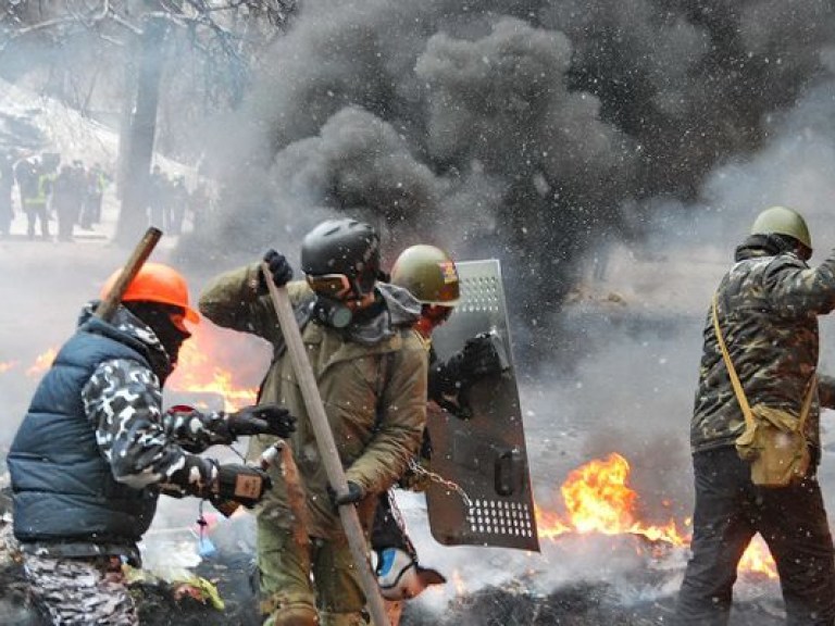 Оппозиционеры хотят утопить Украину в крови — Олийнык