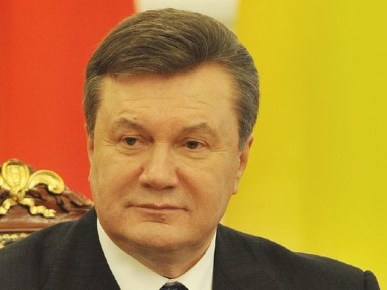 Янукович пообещал провести всеукраинский референдум, если будут подписи