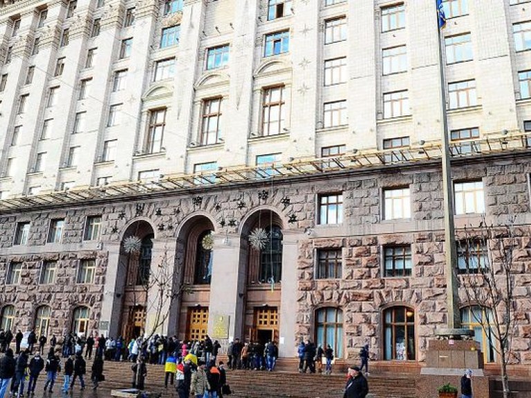 Макеенко в письмах уведомил Захарченко и Пшонку о передаче здания КГГА представителям администрации (ДОКУМЕНТЫ)