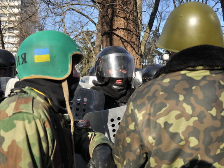 Территорию от Рады до парка Славы заняли правоохранители