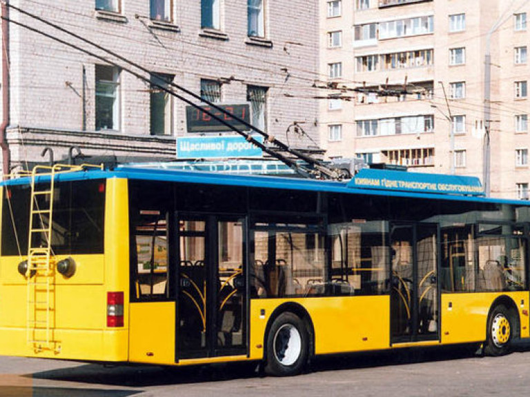 «Киевпастранс» организует дополнительные маршруты от станций метрополитена