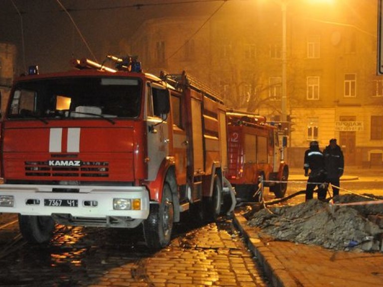 Во Львове горит база «Беркута»