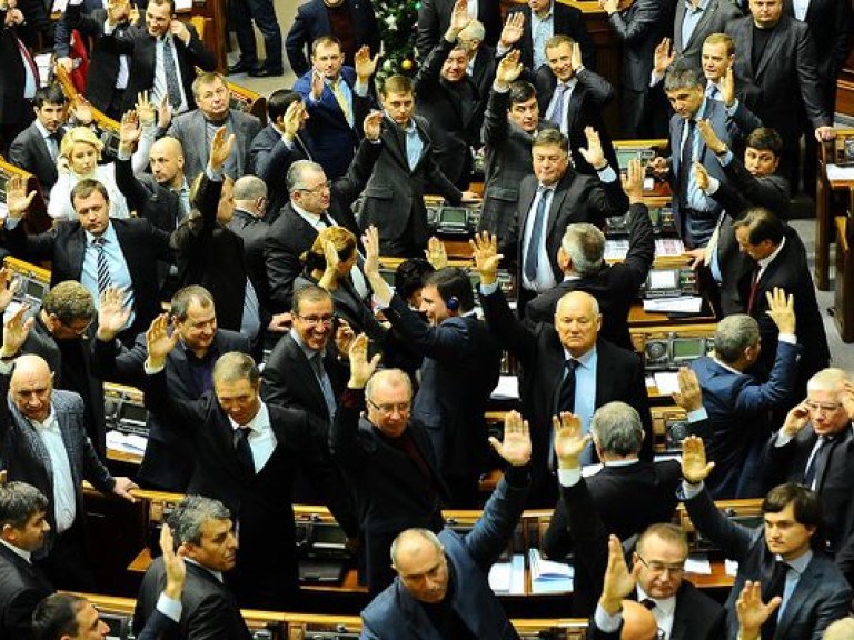 Депутаты опять приняли очередной закон об амнистии