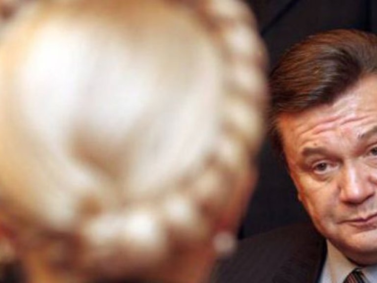 Власенко: Янукович так боится Тимошенко, что готов потерять часть власти